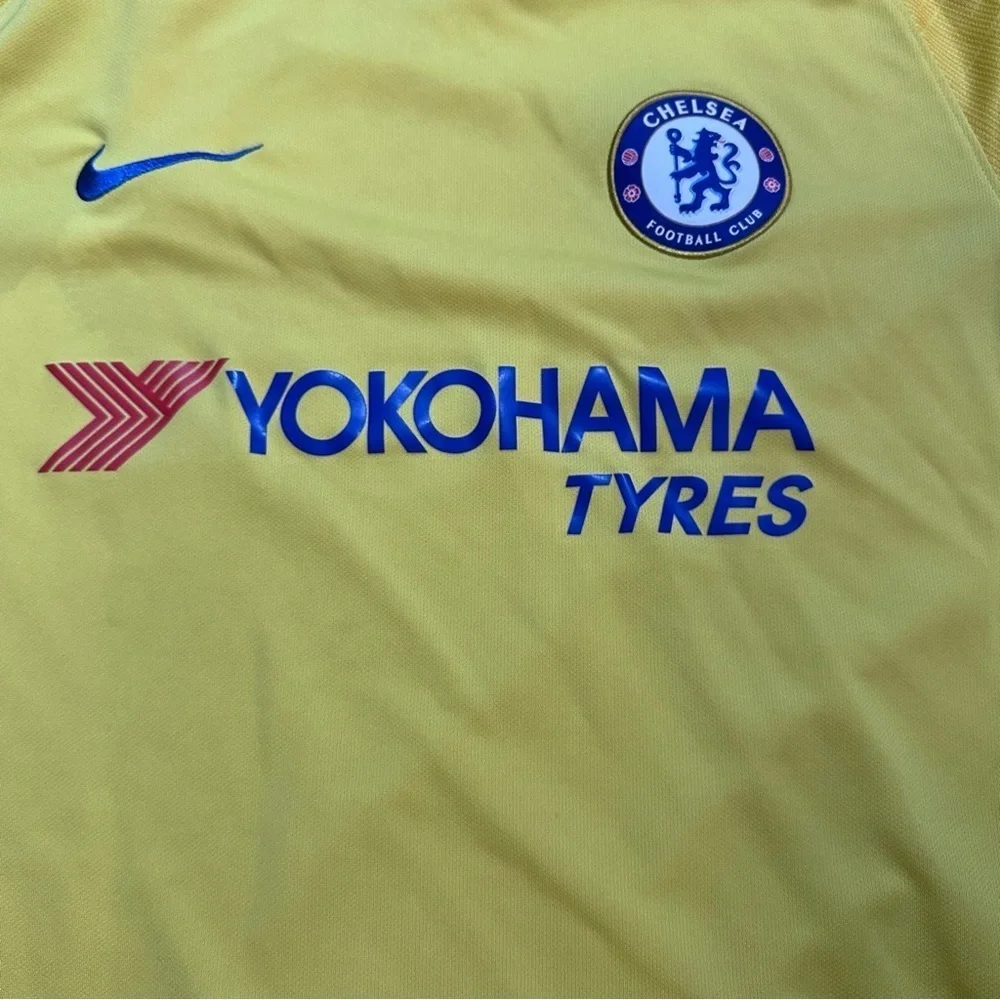 CHELSEA  FOOTBALL SHIRT SOCCER JERSEY NIKE YELLOW sz L MEN(f6